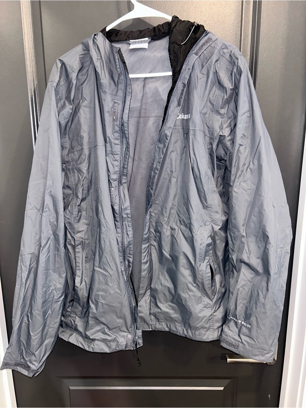 Columbia Gray Hooded Lightweight Windbreaker
